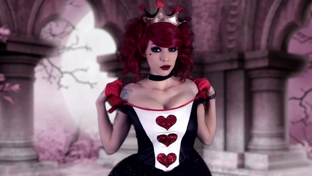 ManyVids Anna Molli Queen of Hearts