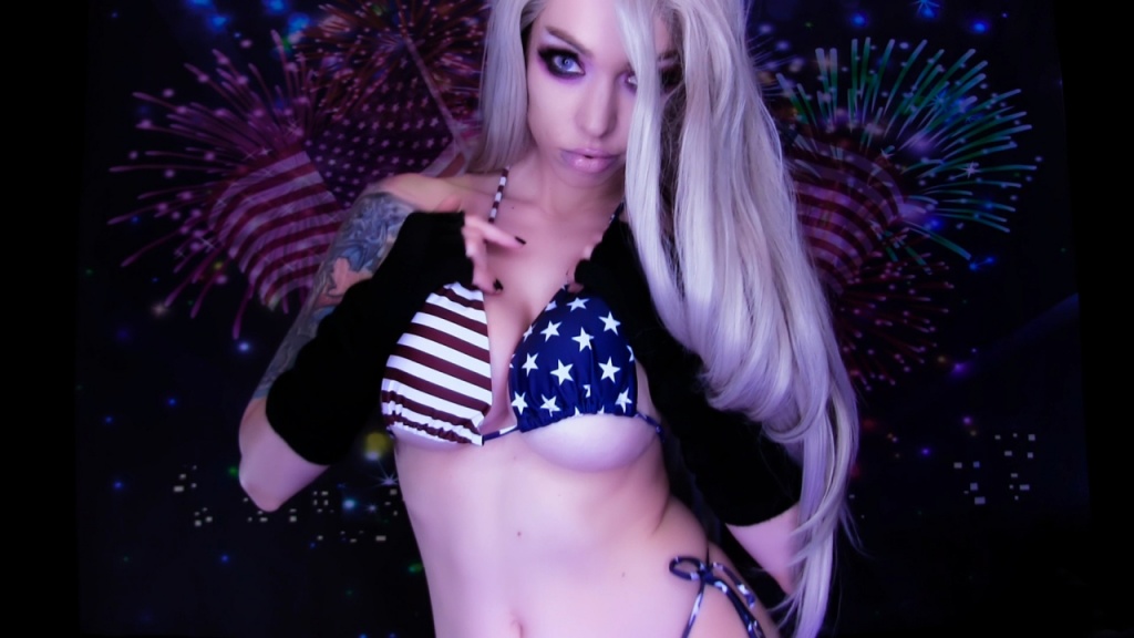 manyvids annamolli red white molli